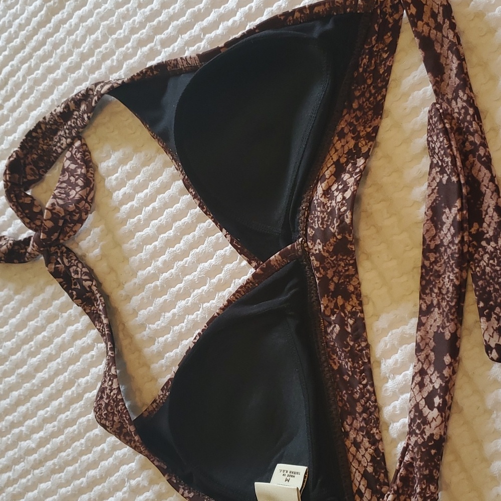 Swimsuit bundle - Picture 6 of 6